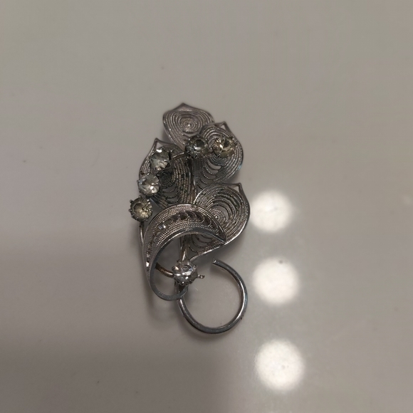 Brooch - Picture 2 of 2